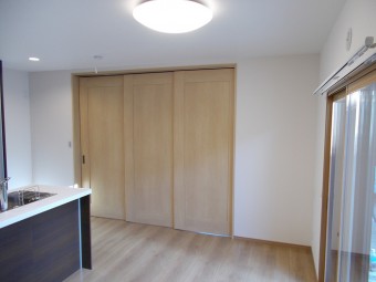 2階から1階へー住まい方を変える為1階を全面リフォーム